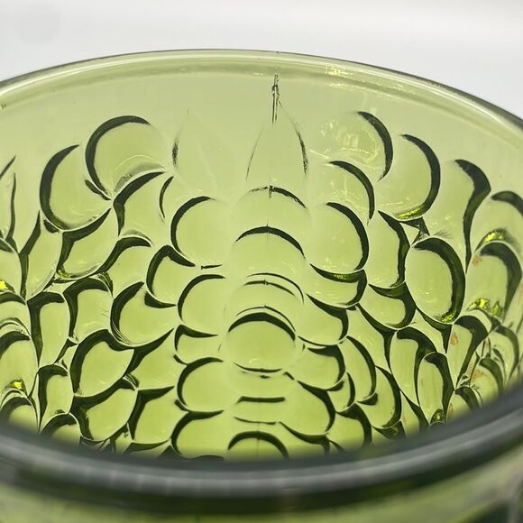 MCM Indiana Glass Vase Pressed Grape Pattern Avocado 1970s - Picture 9 of 16